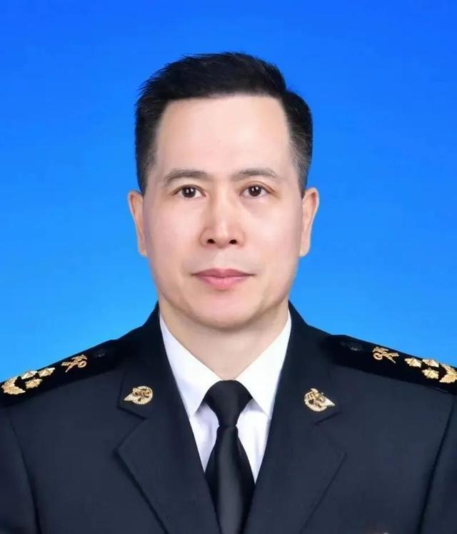 厦门大学校长.jpg